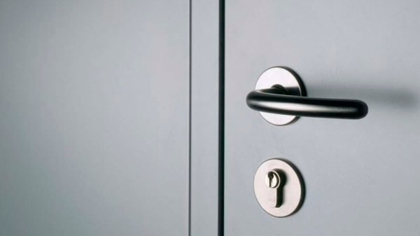 Вскрытие металлических дверей в Новокузнецке